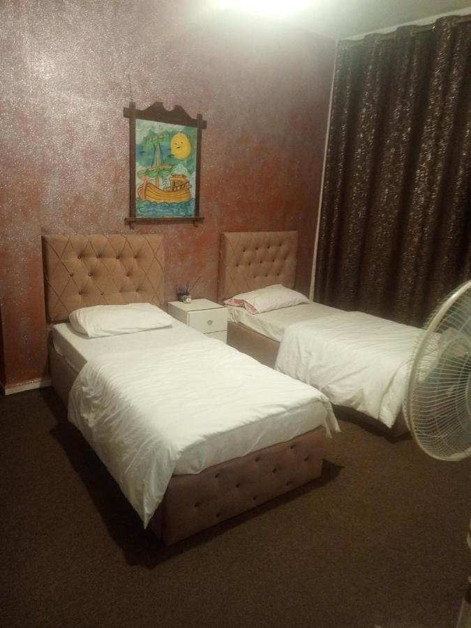 Jarajreh Apartments/ Hotel Karak Dış mekan fotoğraf